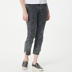 *LOGO by Lori Goldstein Petite Acid Wash Step Hem Jeans | Silver Smoke